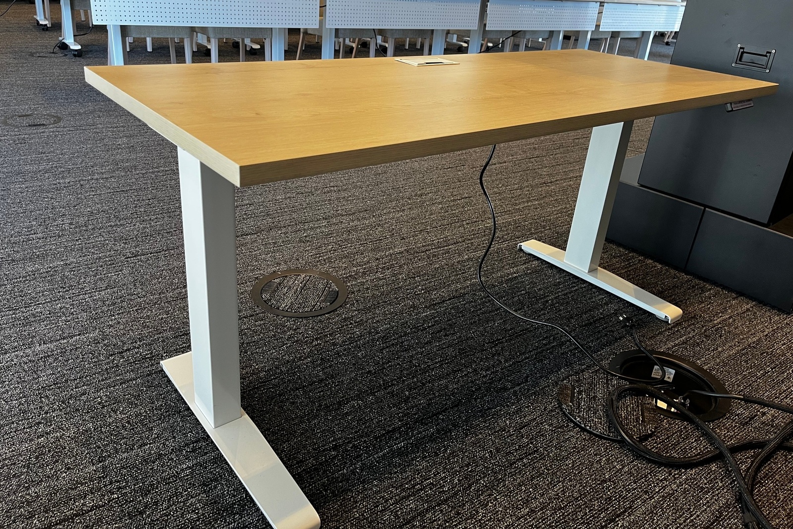 Sample table booth